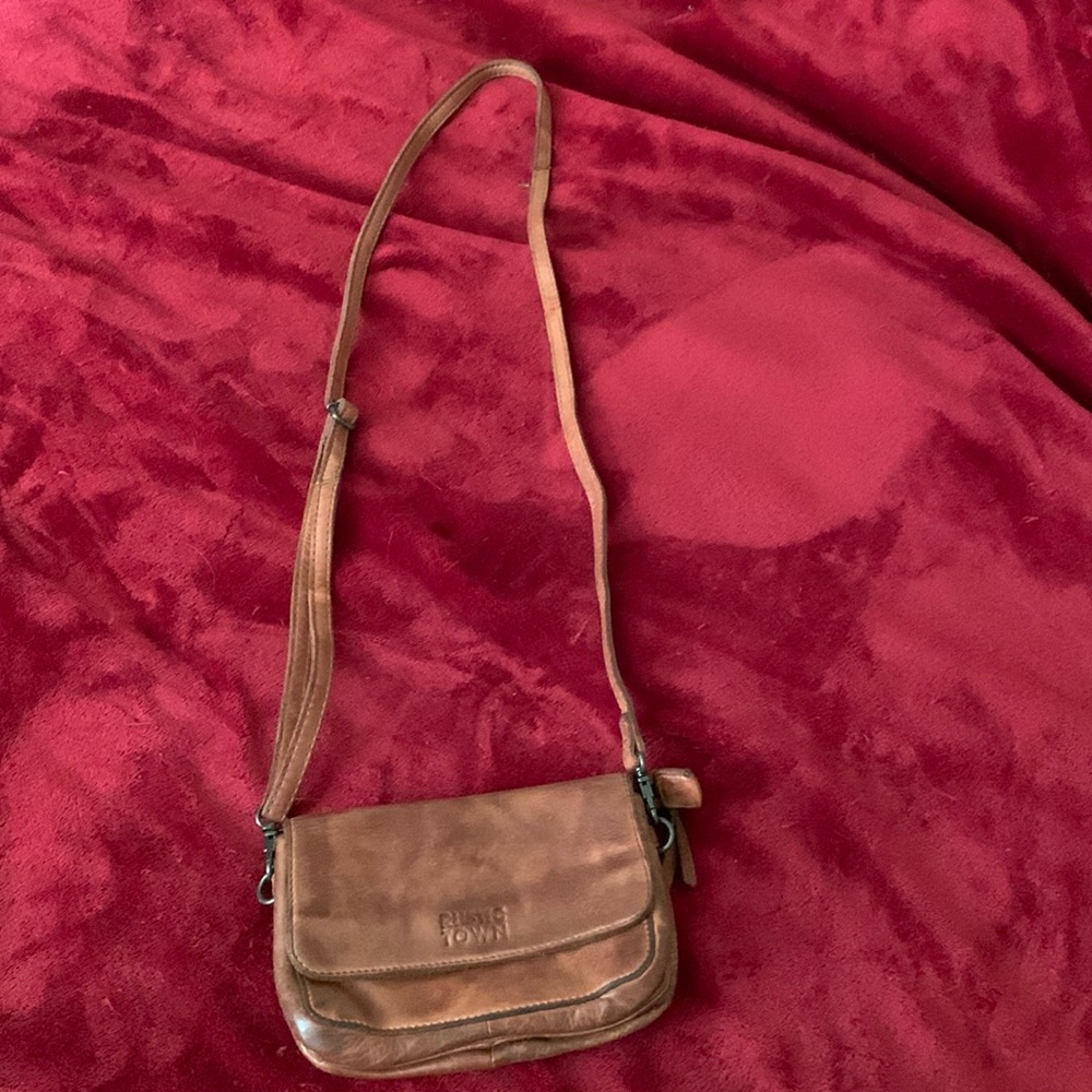 Small leather crossbody